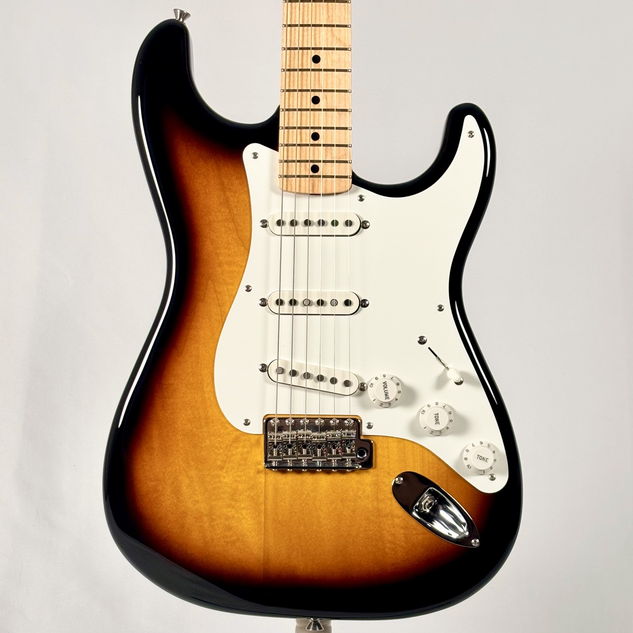 【美品】Fender japan ストラトキャスター 50'sサンバースト Fender 【2025年製】Made in Japan Traditional 50s