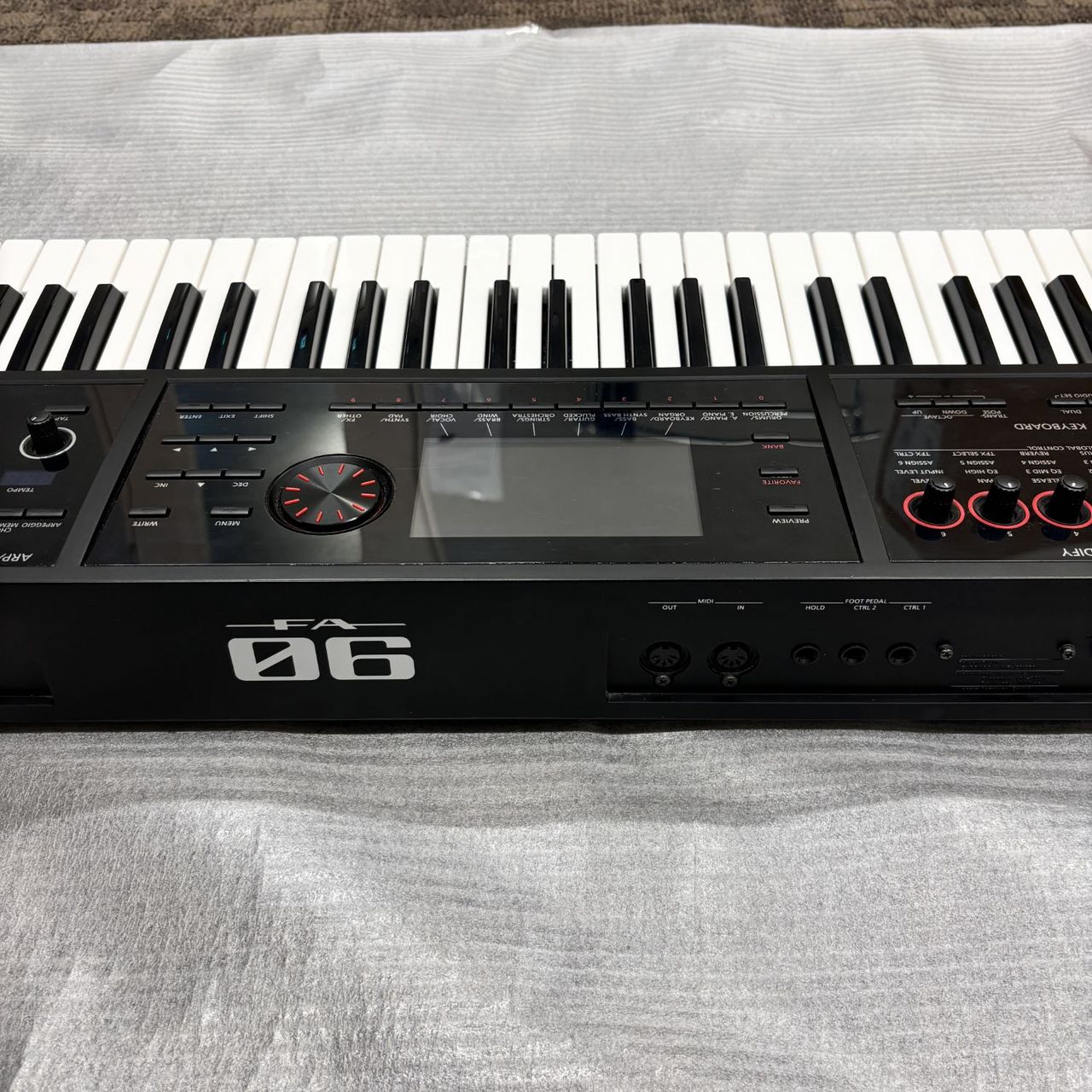 Roland FA-06 本体・電源・ケース付 現状品 Roland / FA-06 Synthesizers Genuine Soft Case and AC Adapter