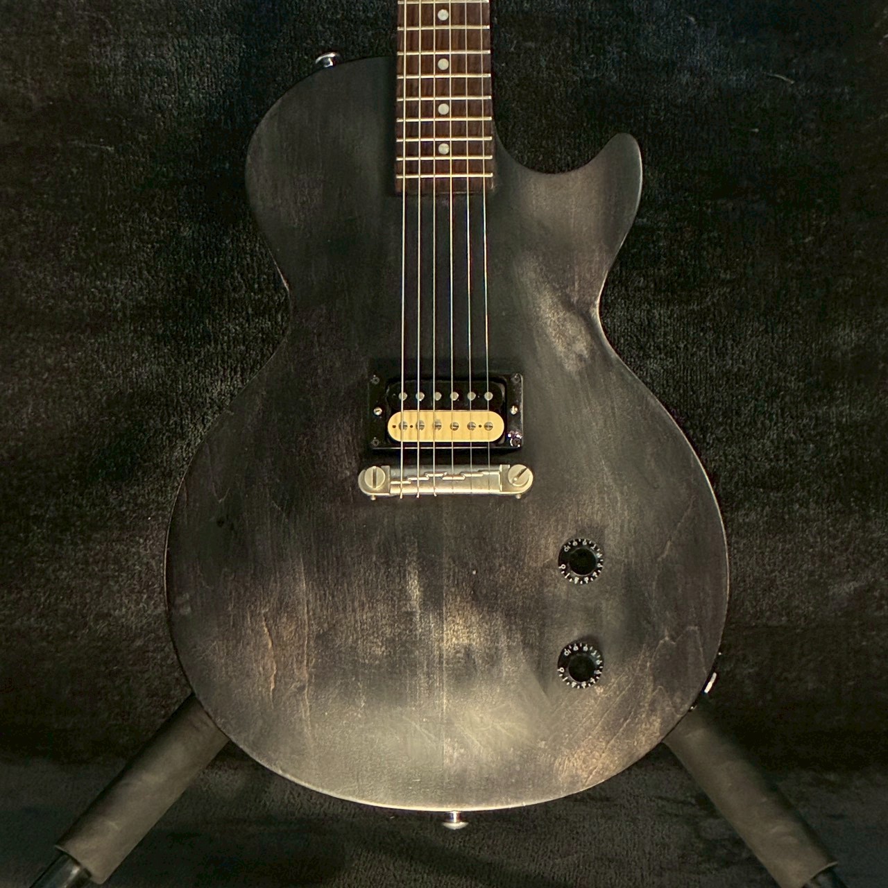 ギター Gibson Les Paul CM Gibson Les Paul CM Black【3.44kg】（中古）【楽器検索デジマート】