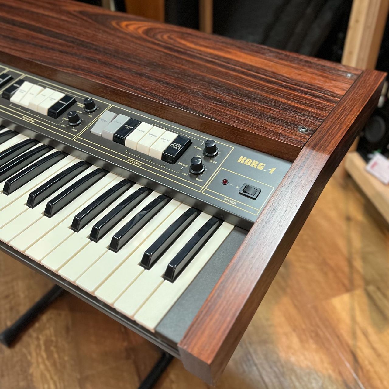 LAMBDA KORG ES 50 String Synth シンセサイザー LAMBDA KORG ES 50 String Synth シンセサイザー Korg Lambda ES50