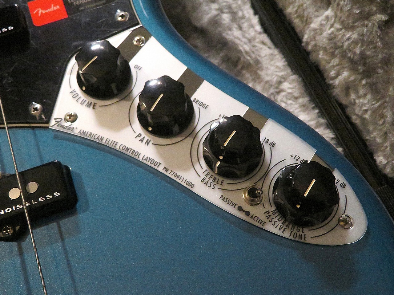 Fender 【美品USED】American Elite Jazz Bass V - Ocean Turquoise
