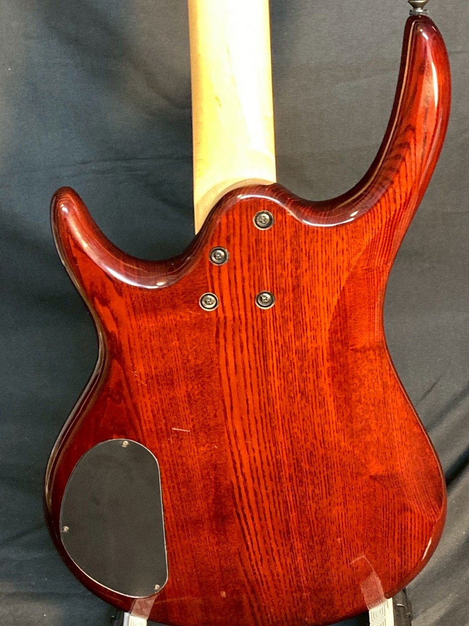 Epiphone Embassy Standard IV Review | Chorder.com