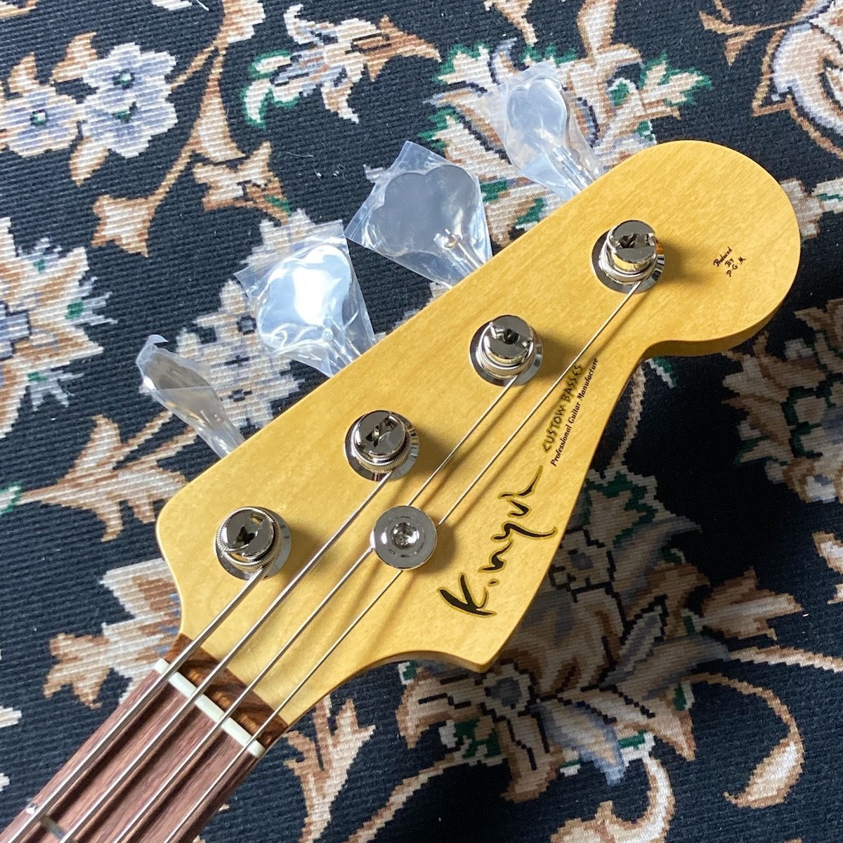 ベース k.nyui KN-JB K.Nyui Custom GuitarsよりKNJBが入荷致しました！！｜島村楽器 イオン