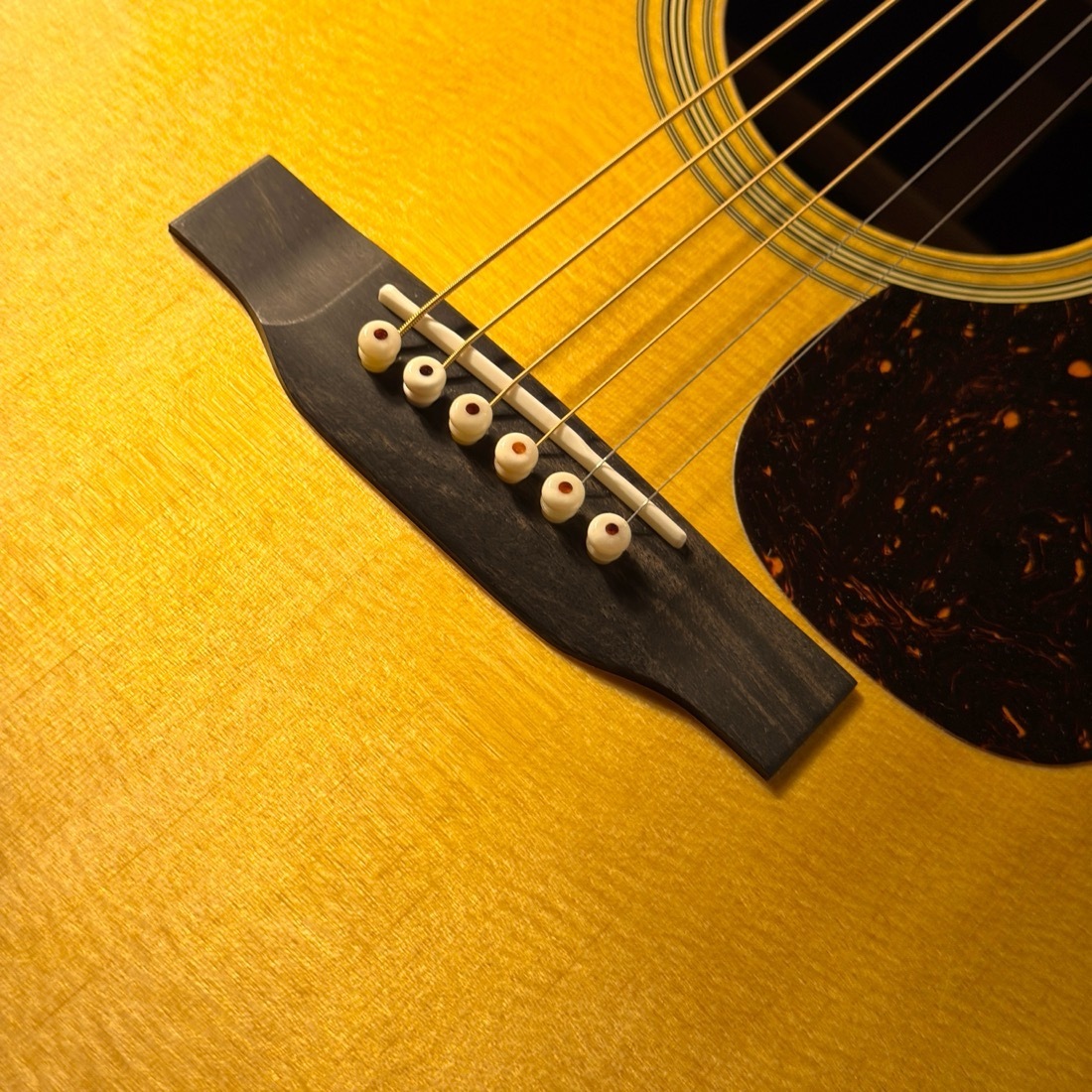 専用 Martin D-28 シリアルナンバー入り 木製プレート 専用 Martin D-28 シリアルナンバー入り 木製プレート - メルカリ