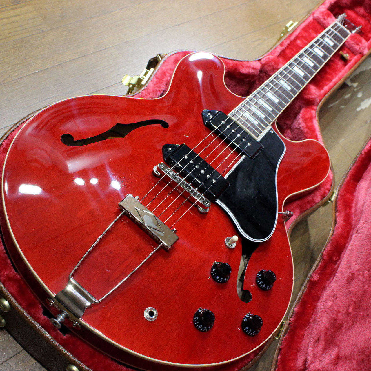 Gibson ES-330 Sixties Cherry 2024年製です（中古）【楽器検索
