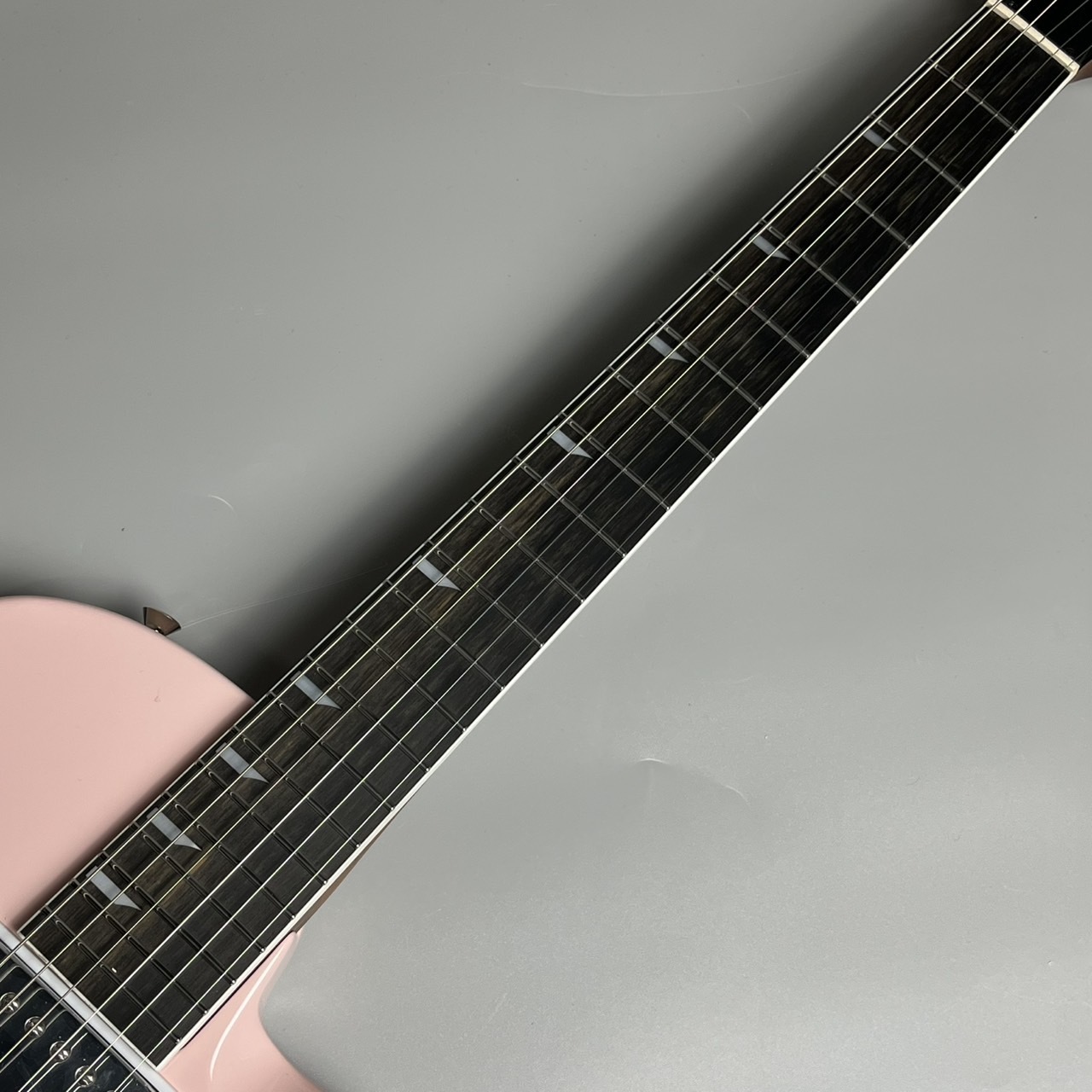 Wash Burnサンバースト エレキギター ハムバッカー フロイドローズ RYOGA HORNET Shell Pink エレキギター ハムバッカー ベイクドメイプル