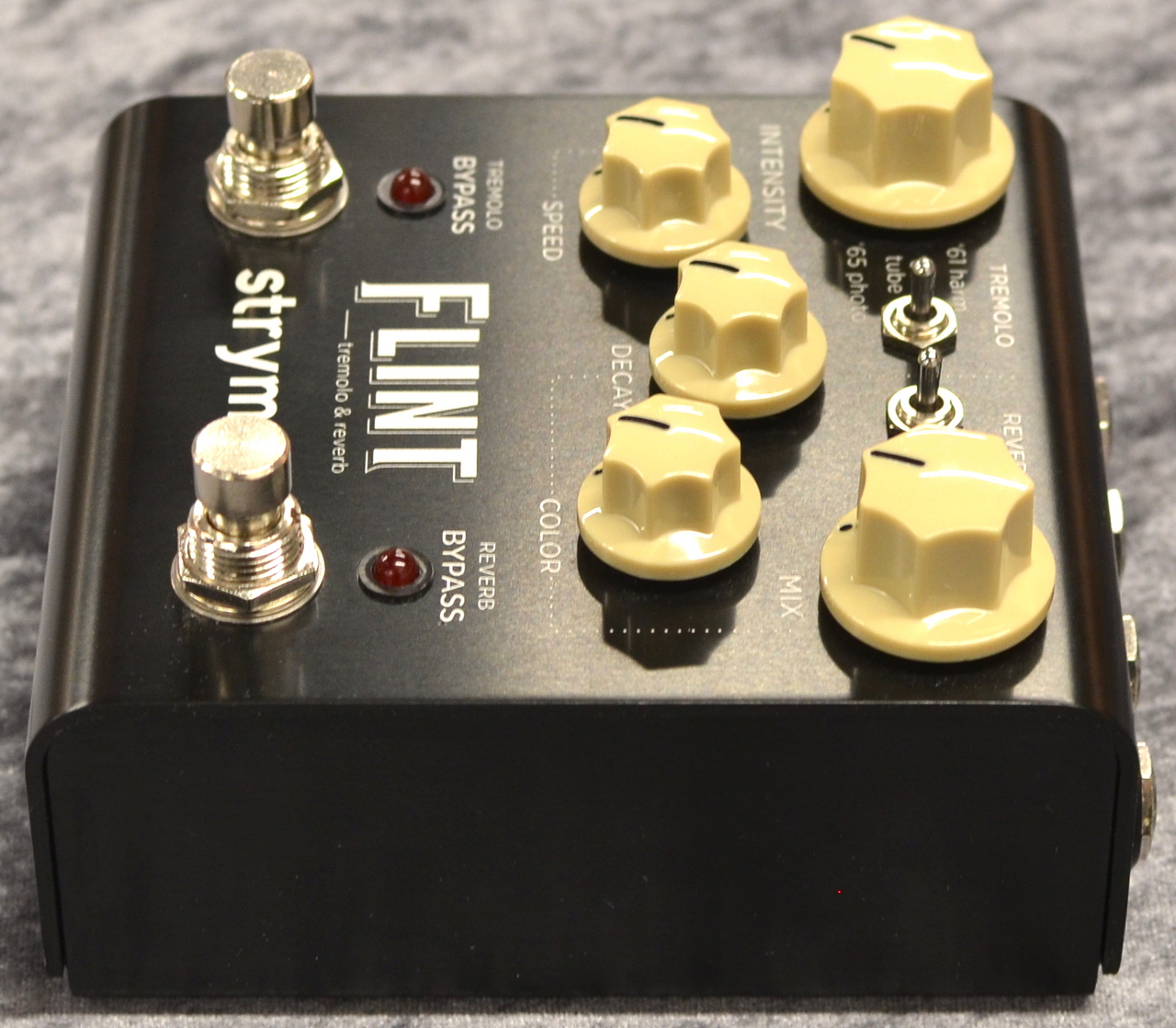 strymon FLINT 【トレモロ&リバーブ】【中古】（中古）【楽器検索