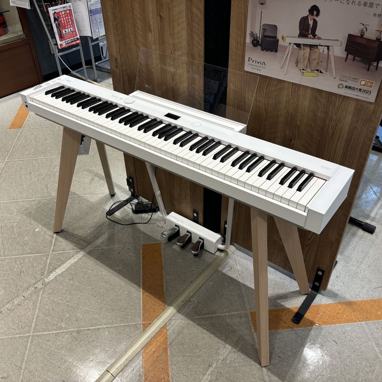 電子ピアノカシオPX- 700 88鍵盤