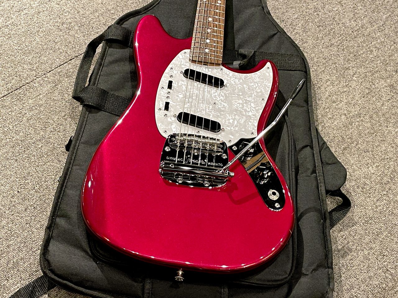 Fender Japan MG69-OCR（中古）【楽器検索デジマート】