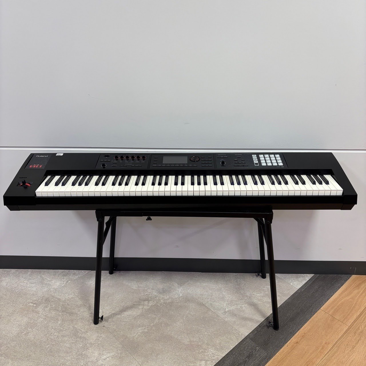 Roland FA-08（中古/送料無料）【楽器検索デジマート】