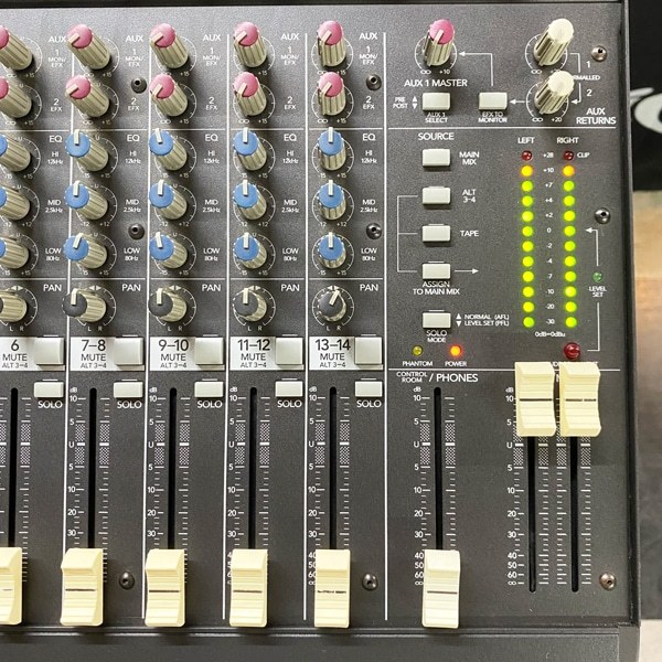 Mackie 1402VLZ （中古）【楽器検索デジマート】