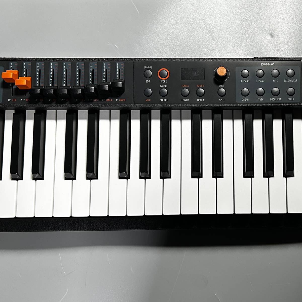Studiologic Numa Compact 2x ステージピアノ [スピーカー内蔵] 88鍵盤