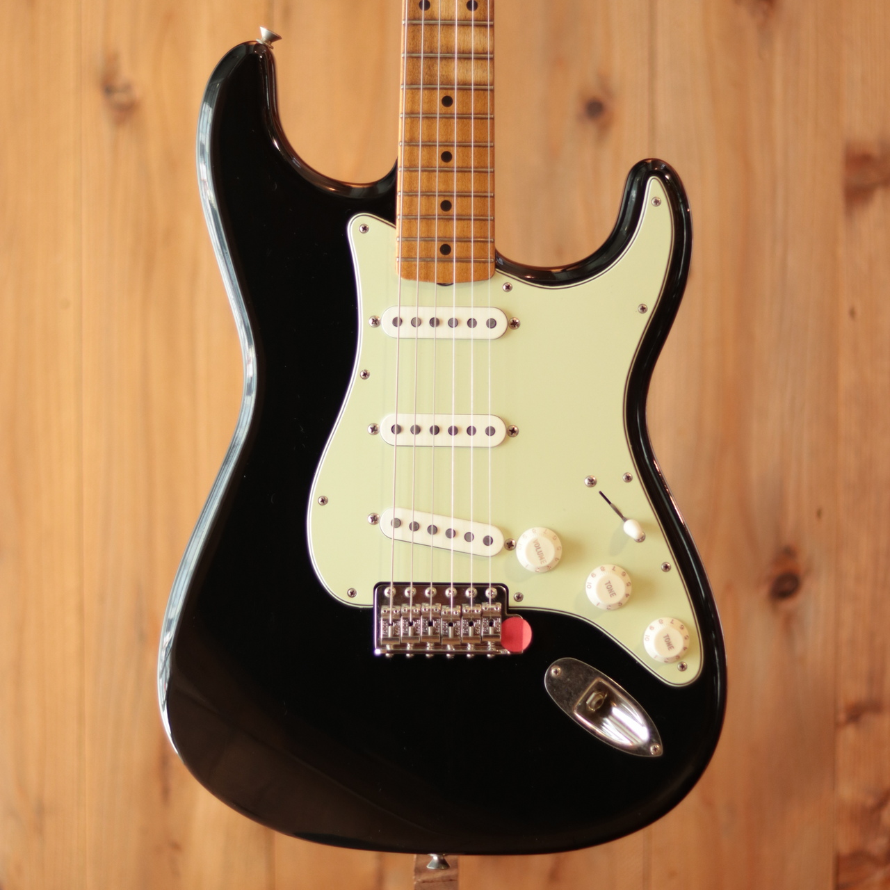 Fender Limited Edition Vintera II Road Worn '60s Stratocaster