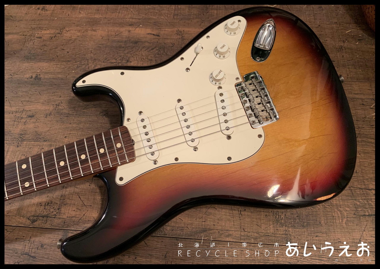 Fender american vintage 62 stratocaster thin lacquer（中古）【楽器 