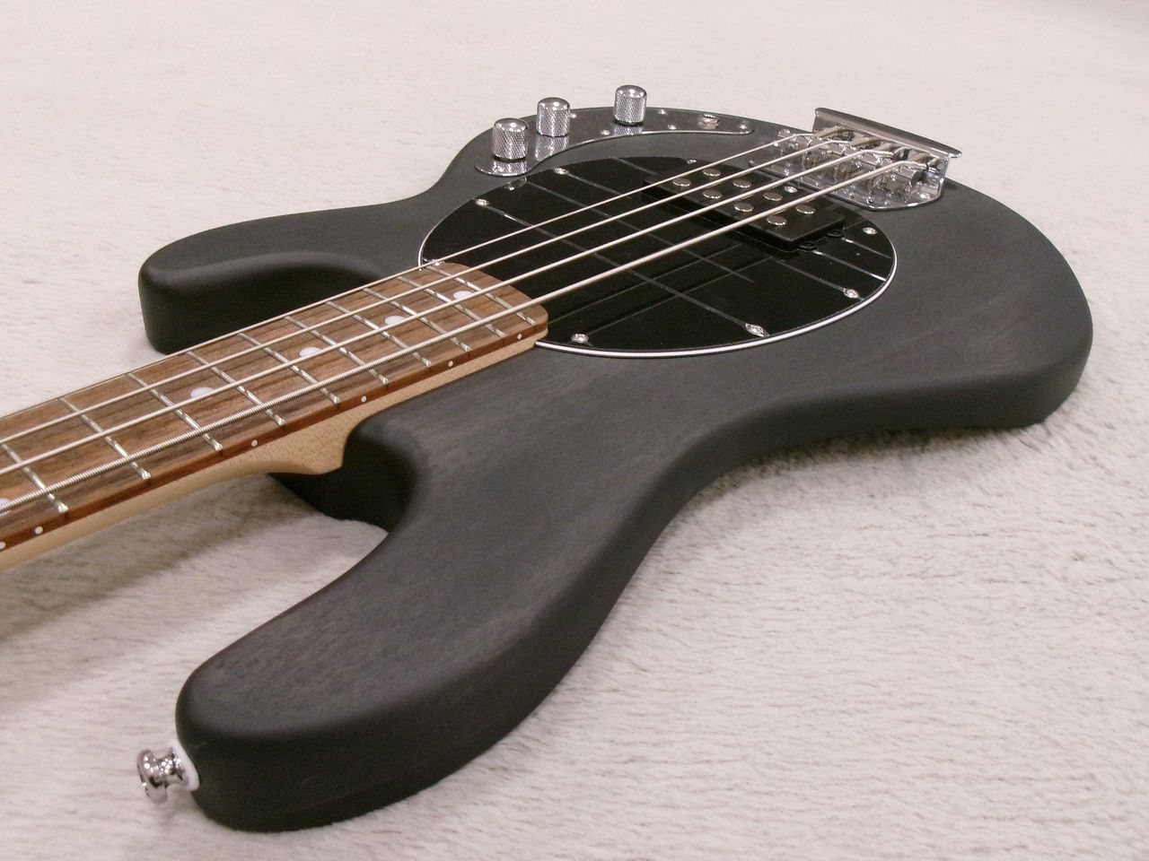 Sterling by MUSIC MAN SUB Series StingRay RAY4-TBKS-J1 Trans Black