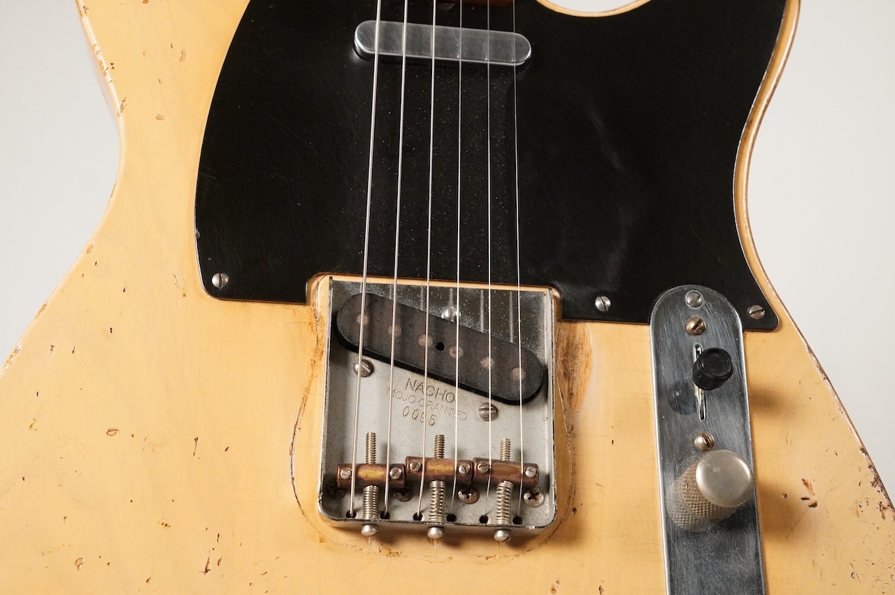 Nacho Guitars Early 50s style Blackguard|ドルフィンギターズ Nacho