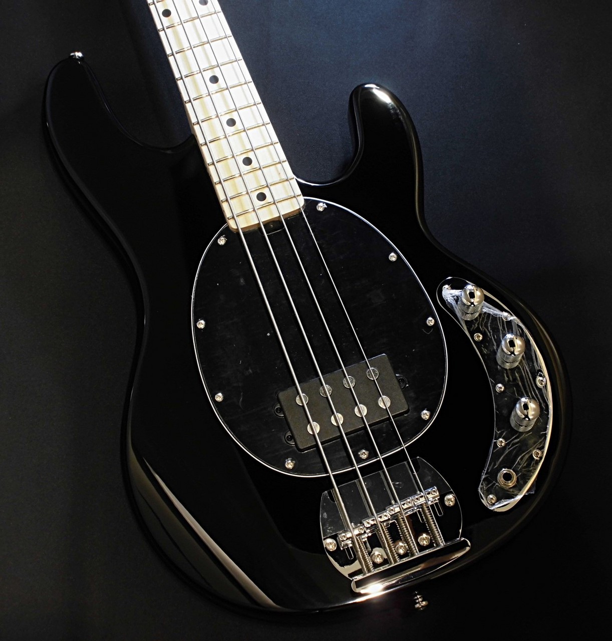 Sterling by MUSIC MAN SUB STINGRAY RAY4 / Black Maple