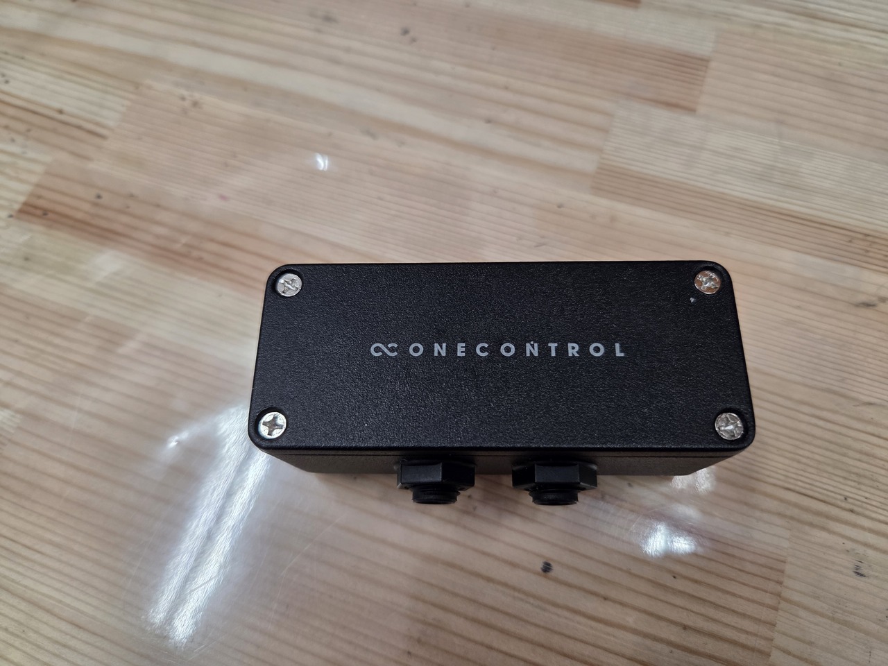※限定値下げ【中古美品】One Controlギターエフェクター スイッチボード ONE CONTROL Junction Box（中古/送料無料）【楽器検索デジマート】