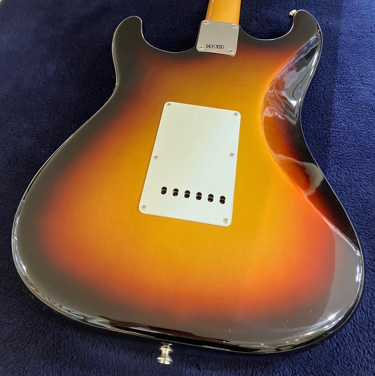 Fender American Vintage II 1961 Stratocaster / 3-Color  Sunburst（新品/送料無料）【楽器検索デジマート】