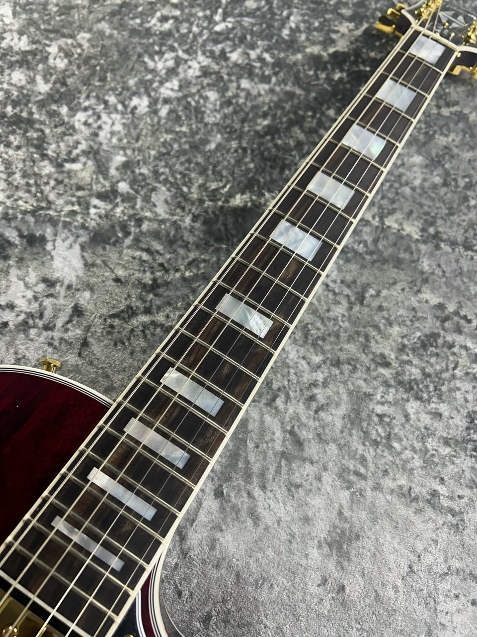 Gibson 【待望の復活】Les Paul Custom 70s / Wine Red #208550025