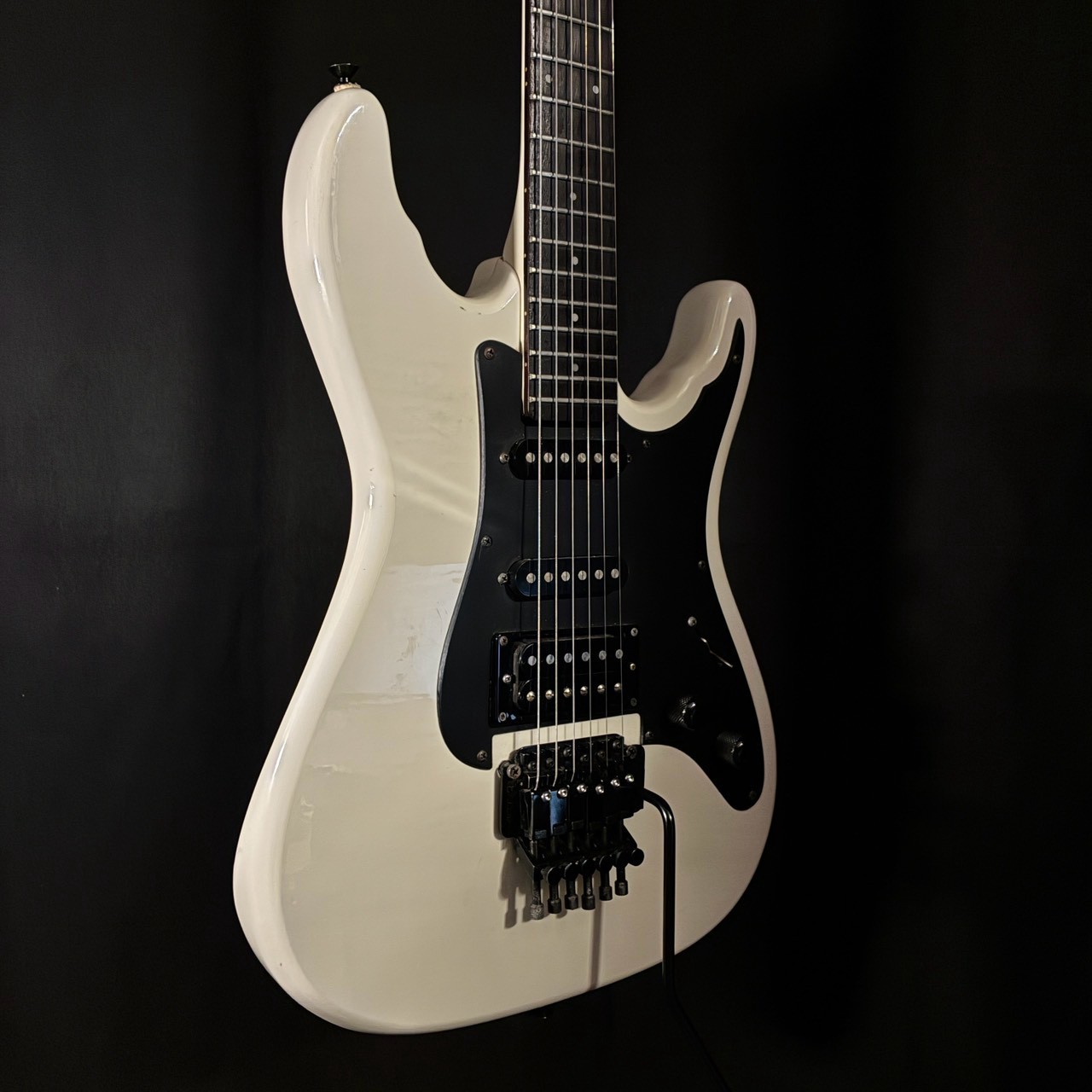 Aria Pro II Hellion Series 45-2 Ivory 【3.69㎏】（中古）【楽器検索