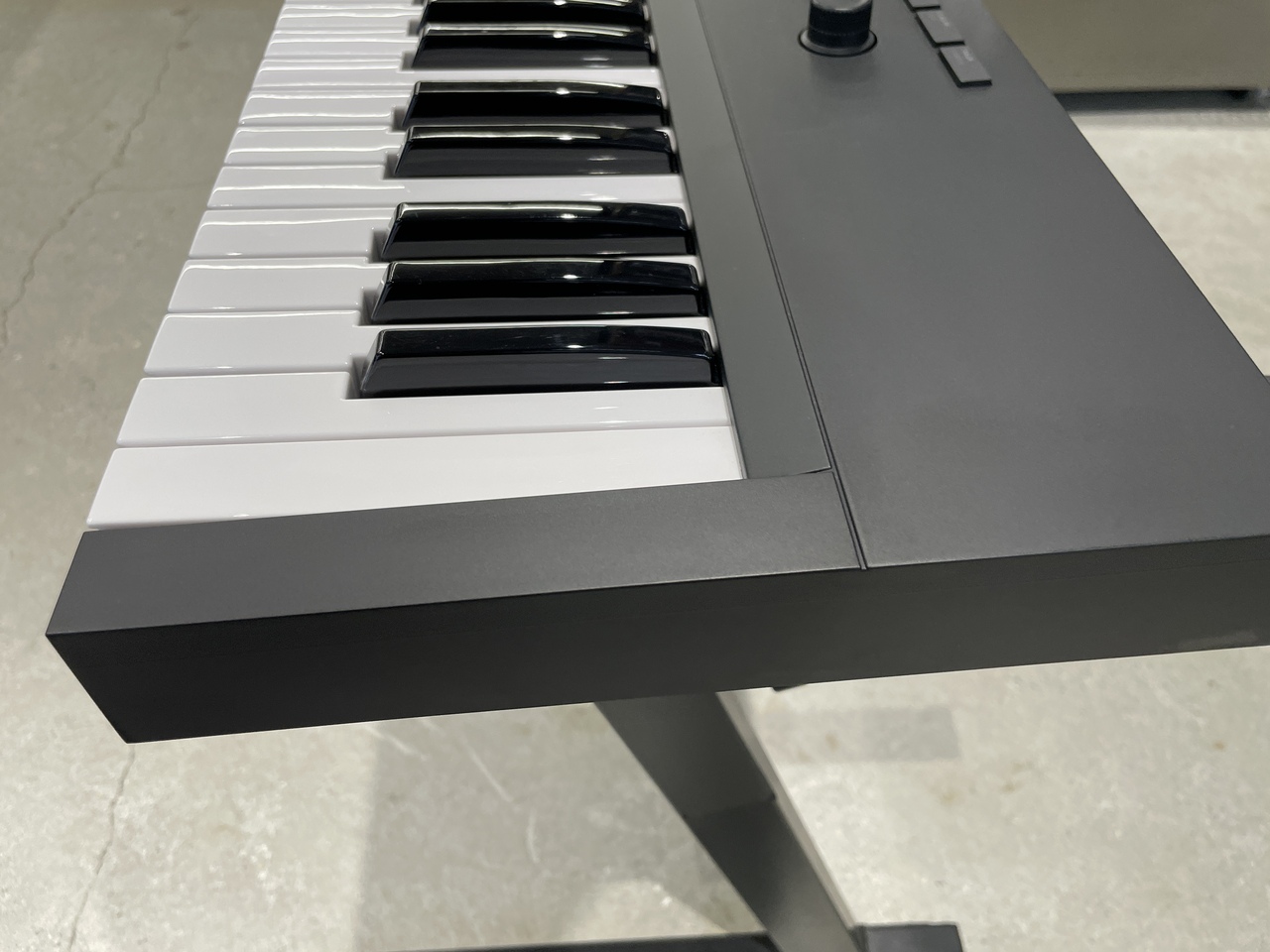 NATIVE INSTRUMENTS KOMPLETE KONTROL A49 MIDIキーボード 49