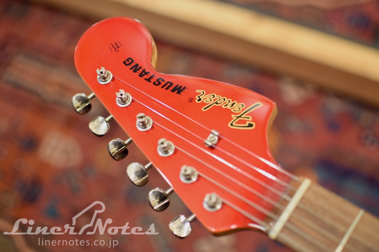 エレキギター　レッド　Fenderタイプ　中古品 Fender Japan 2010-2012 MG69/MH Mustang (Candy Apple Red