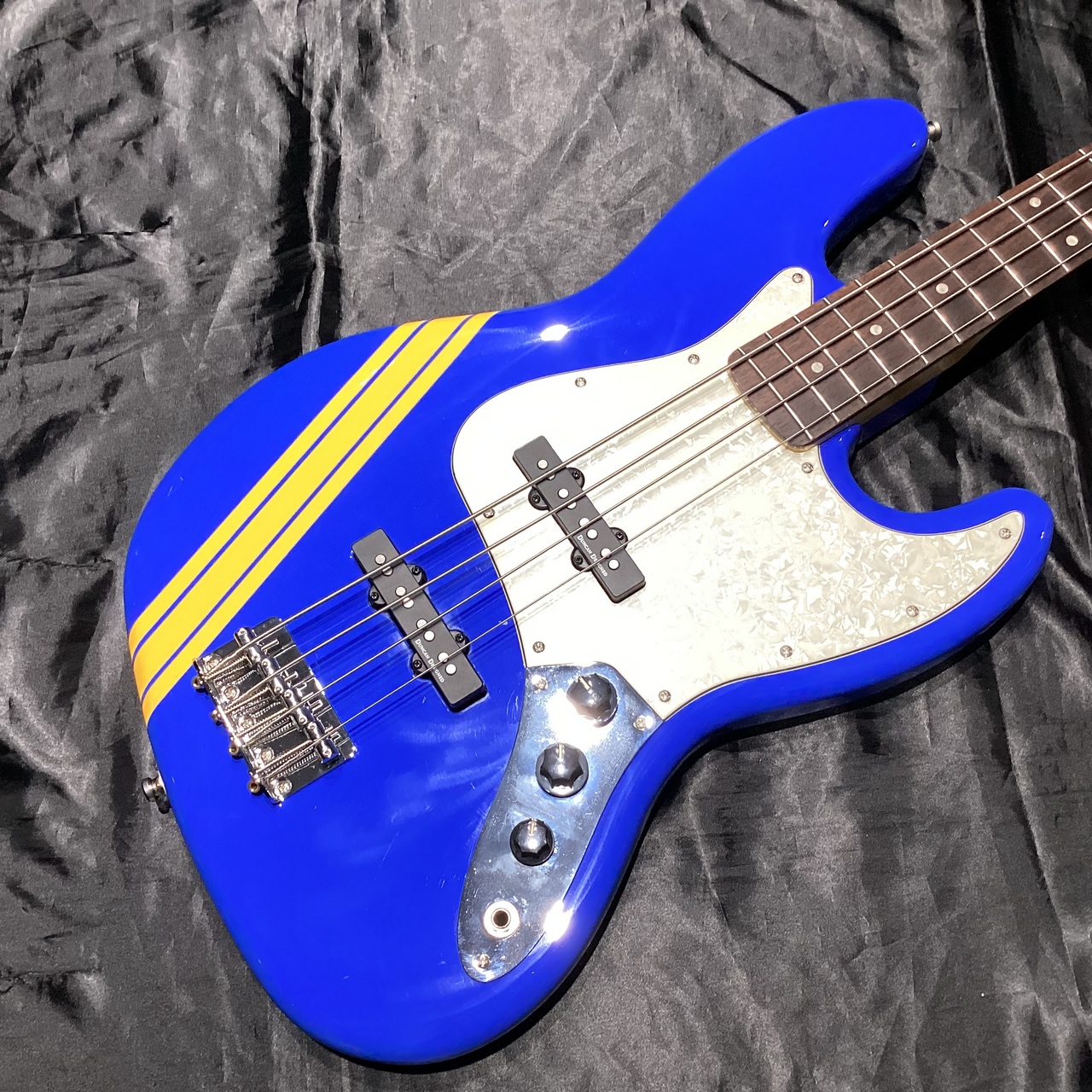 SCANDAL TOMOMI Squierエレキベース 中古 Squier TOMOMI JAZZ BASS Bluetus スカイブルー SCANDAL