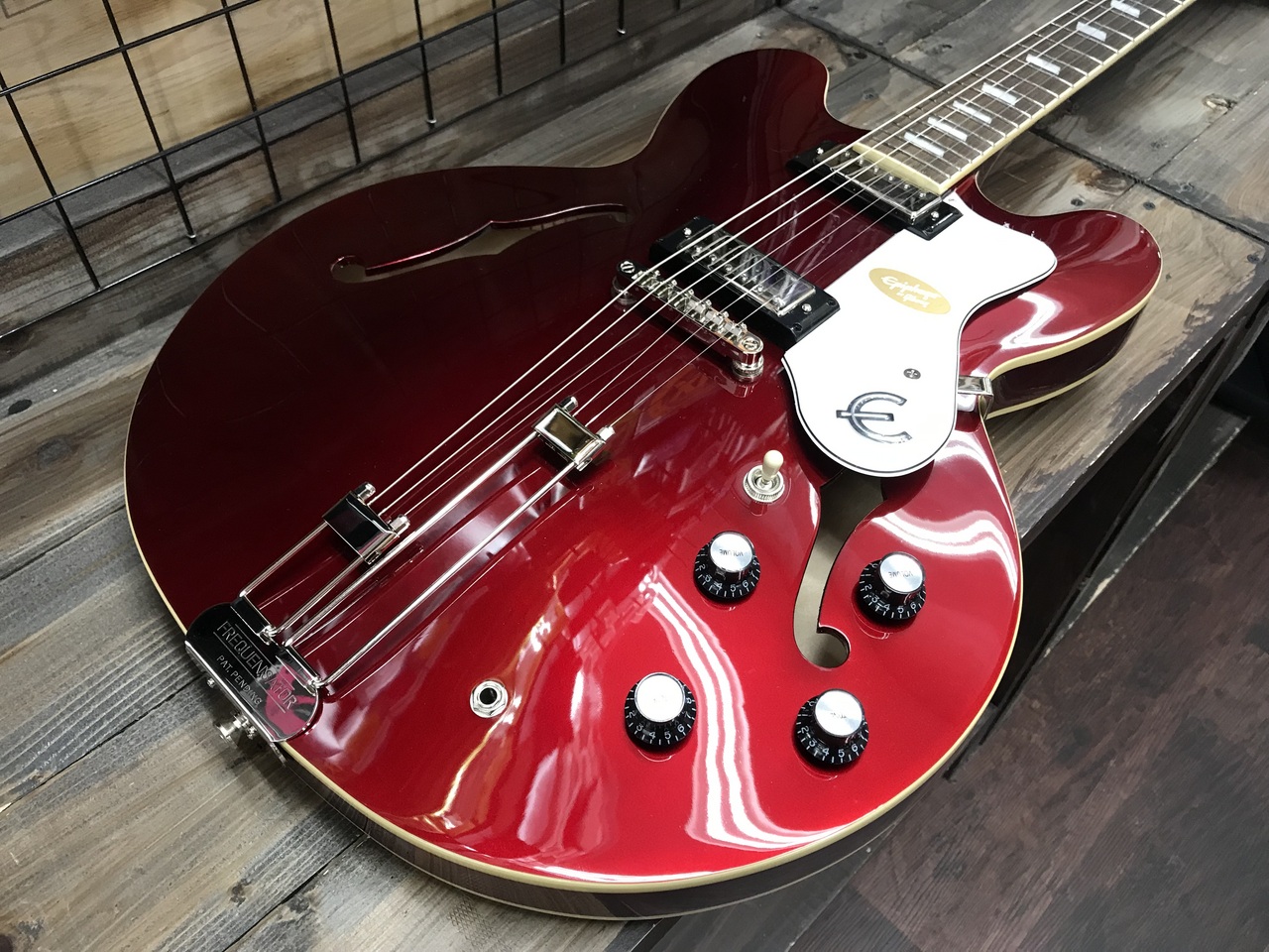 Epiphone Riviera（新品/送料無料）【楽器検索デジマート】