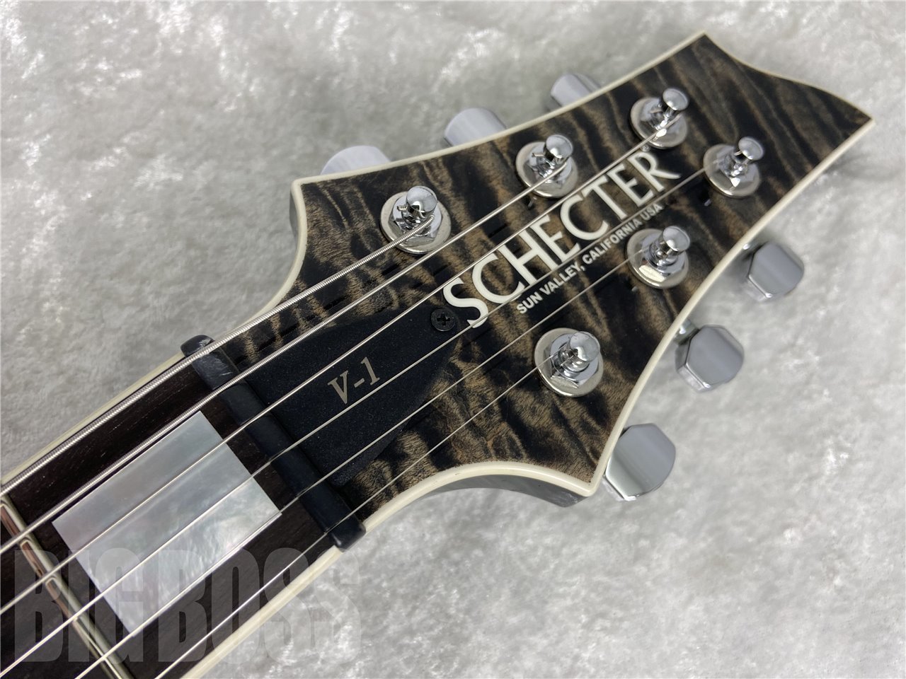 SCHECTER USA V-1 Quilted Maple Top (See Thru Black)（中古/送料無料