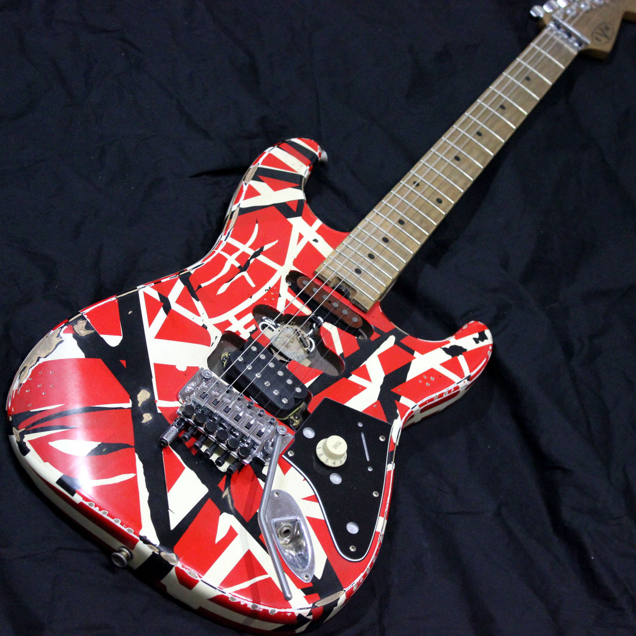 EVH Striped Series Frankie Red with Black Stripes Relic (Aged