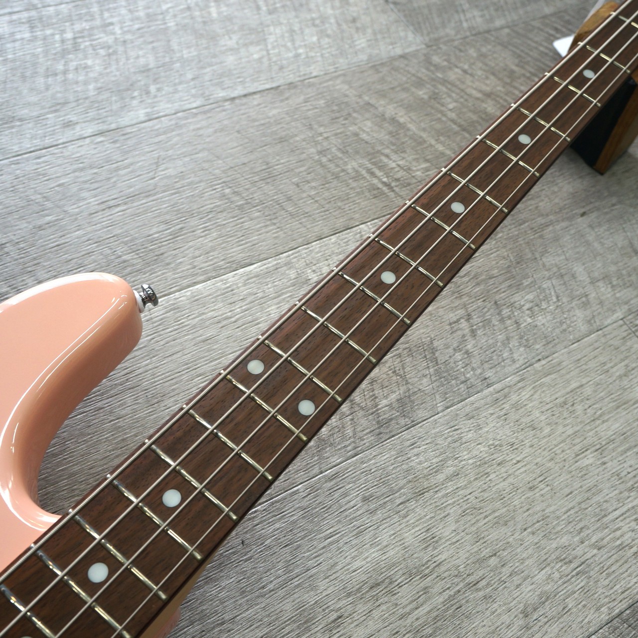 Sterling by MUSIC MAN S.U.B. Series Ray4(Pueblo Pink)（新品