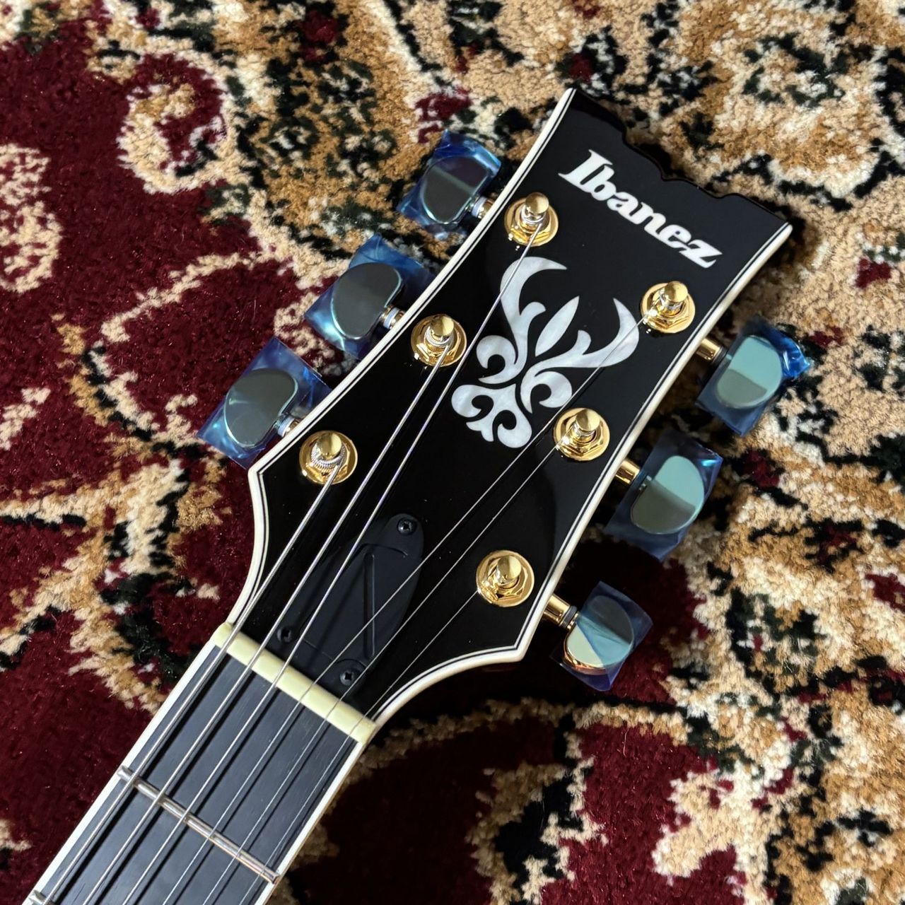Ibanez AMH90QM TBL フルアコギター【現物写真／重量2.64kg】（新品