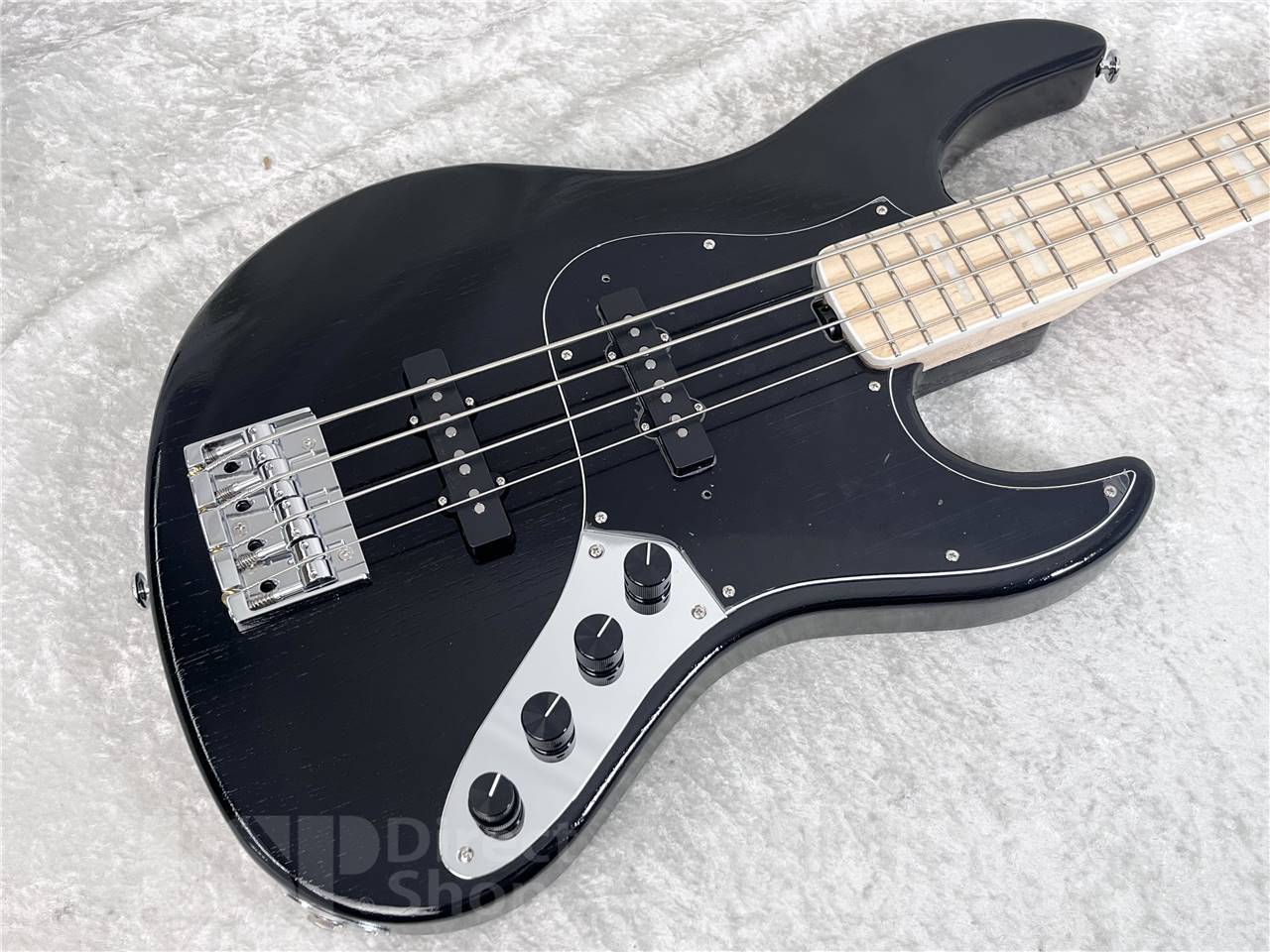 ベース EDWARDS E-AMAZE-AS-4/M (Solid Black) 即納可能】 EDWARDS(エドワーズ) E-AMAZE-AS-4/M (Solid Black) 広島店