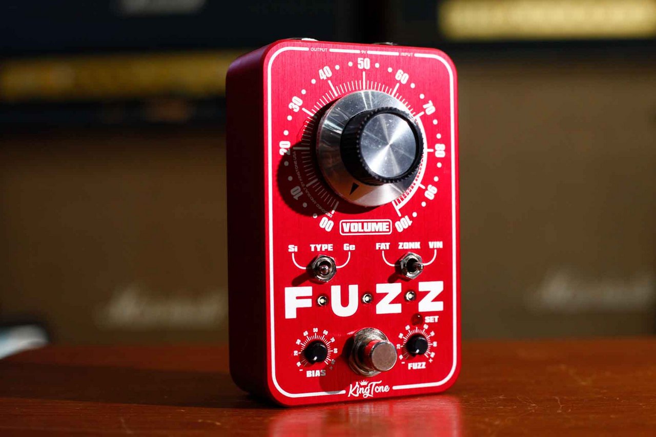【美品】KING TONE GUITAR mini FUZZ V2 ファズ miniFUZZ-Black-case-scaled.jpg