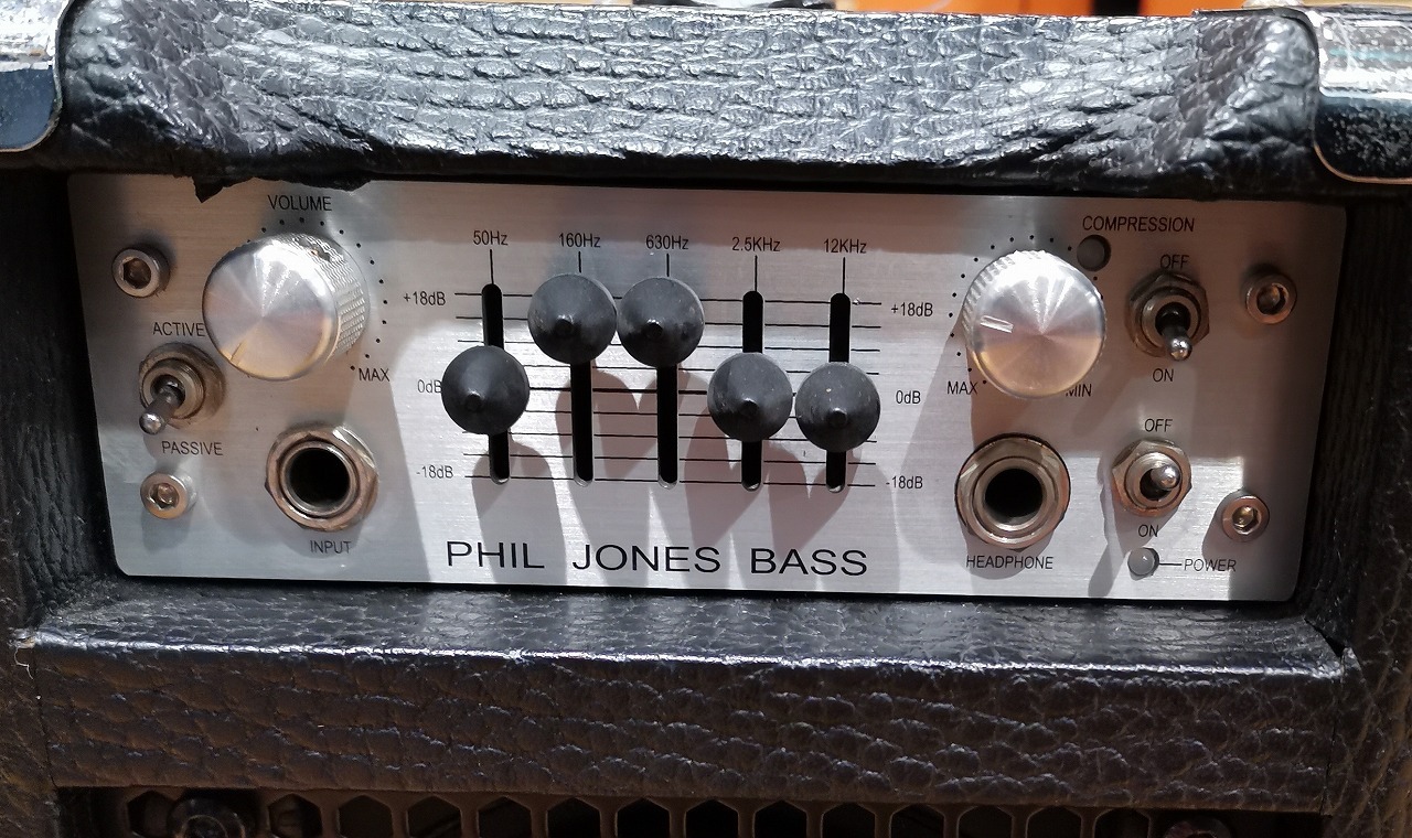 Phil Jones Bass BRIEFCASE 2009年製【USED】（中古）【楽器検索