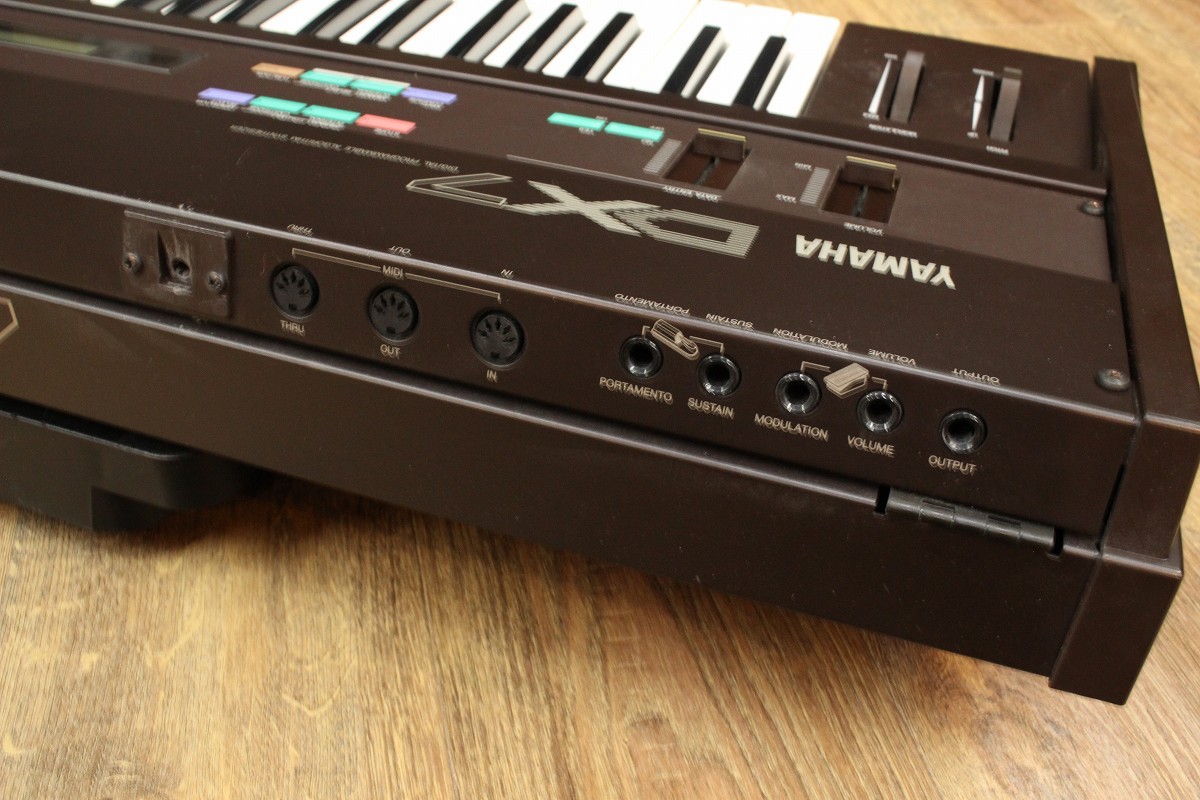 YAMAHA DX7 ROMカートリッジ2個付属 【キーボードマート新宿】【新宿店