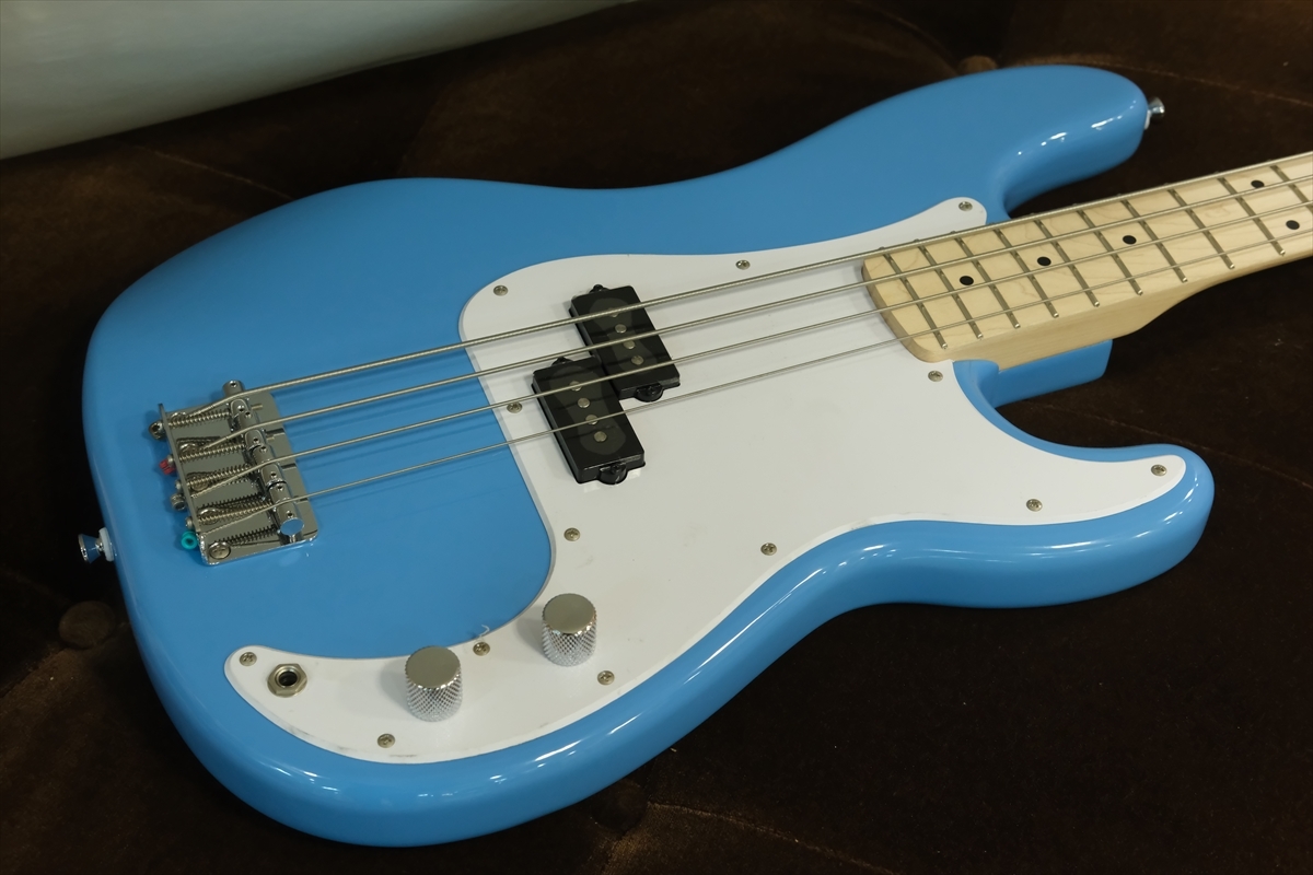 Squier by Fender Sonic Precision Bass / California Blue
