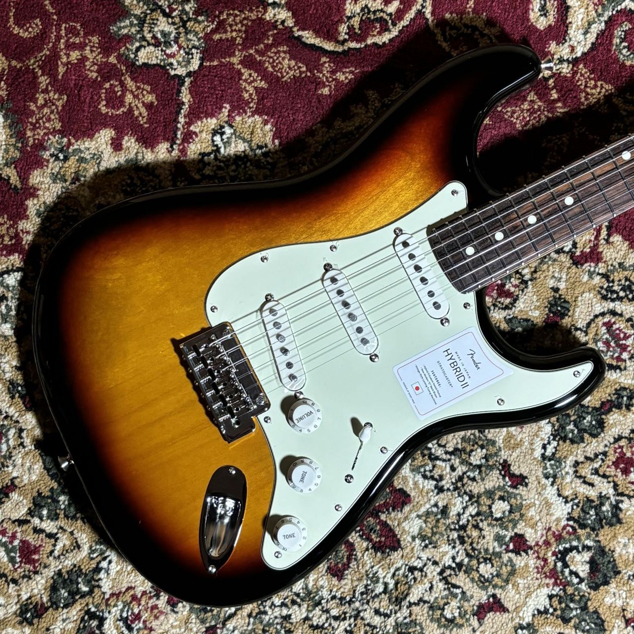 Fender Made in Japan Hybrid II Stratocaster 3-Color Sunburst