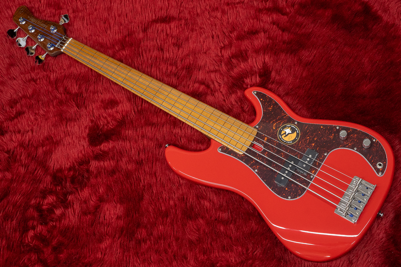 ベース sire P5 Sire Marcus MIller P5 4-String