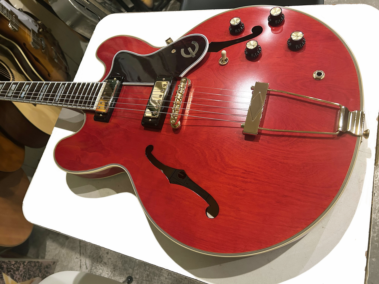 Epiphone Epiphone Masterbilt Gem Archer Sheraton Cherry Red（中古