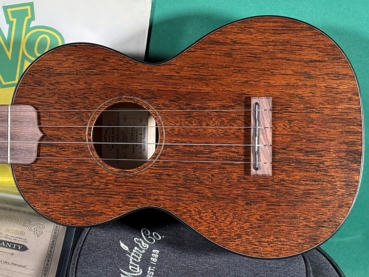【ウクレレ】【Martin】 Style 3 Centennial Uke Martin Style 3 Centennial Ukulele - Willcutt Guitars