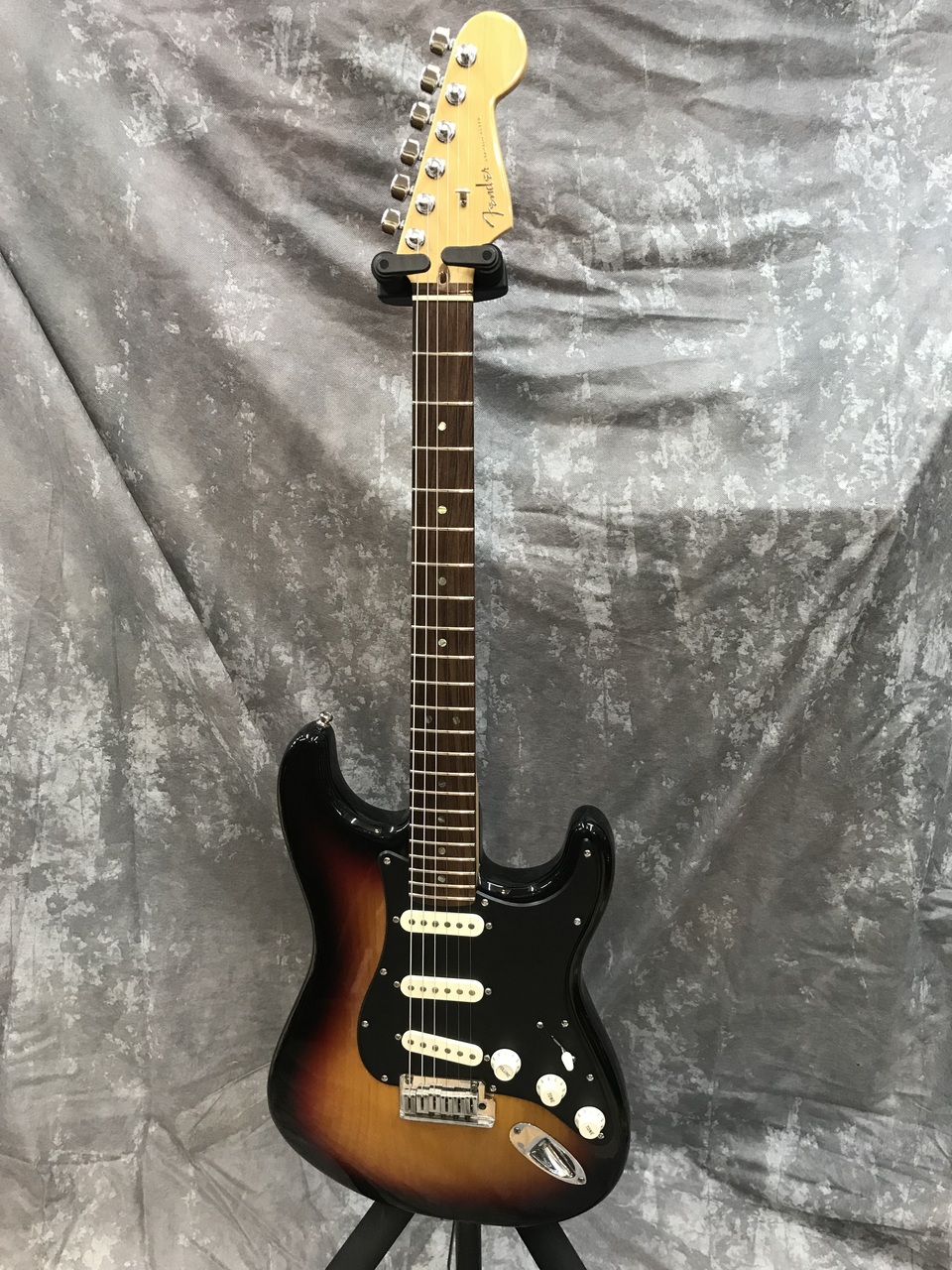 改造品Fender American Deluxe Stratocaster Fender American Deluxe 2005年製 Modify フェンダー 【 立川店
