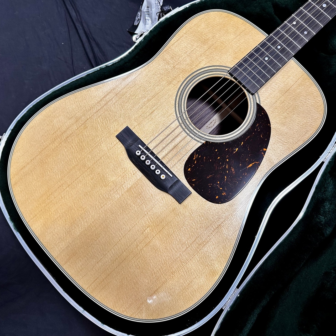 Martin D-28 STANDARD(マーチン スタンダード アコースティック