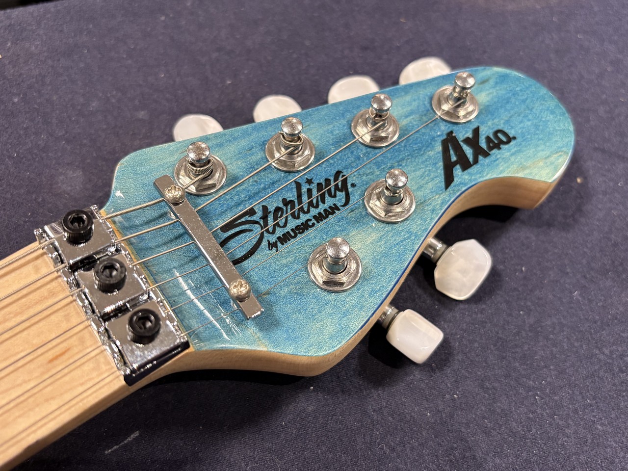 ギター Sterling by MUSIC MAN SUB AX4 TBL ギター Sterling by MUSIC MAN SUB AX4 TBL Sterling by Music Man AX4