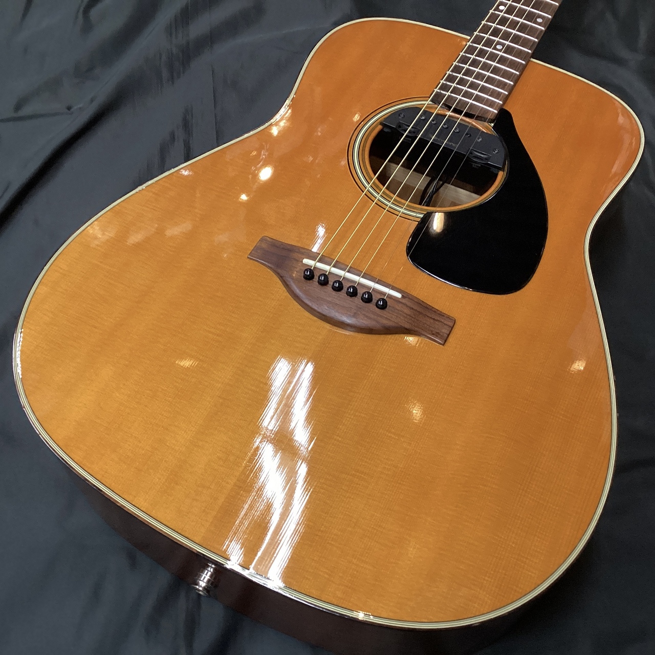 YAMAHA FG180-50th(ヤマハ アコギ 50周年記念モデル 赤ラベル