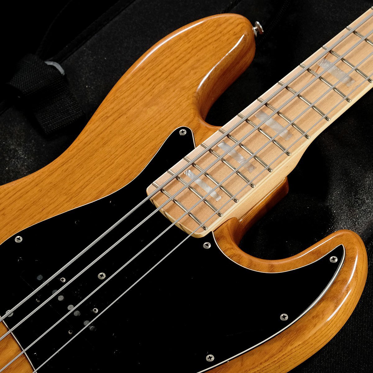 ベース history sadowsky mod Fender 1981 Jazz Bass Natural Roger Sadowsky Mod. 【渋谷店】（中古