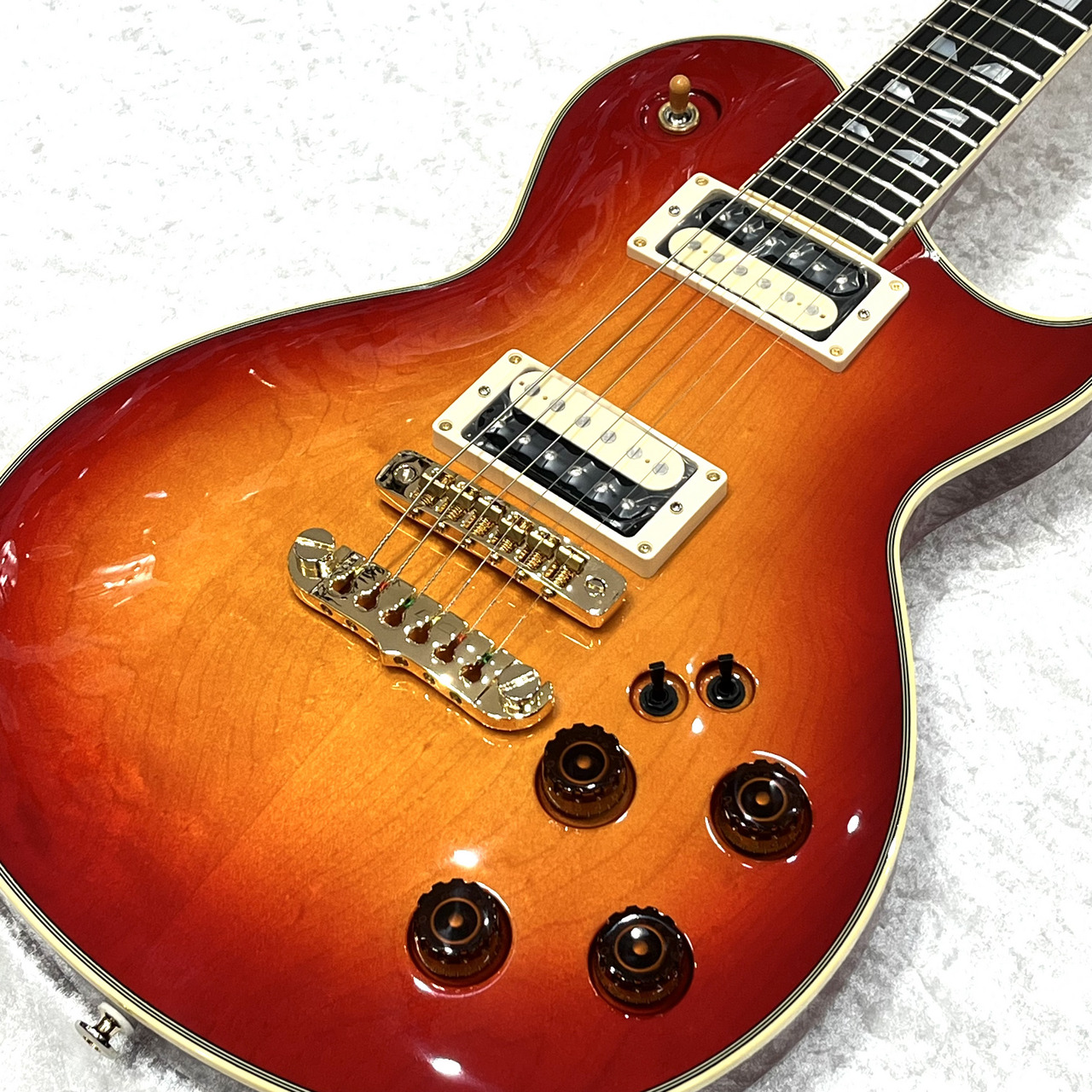 Aria Pro II PE-R100 FR（新品/送料無料）【楽器検索デジマート】