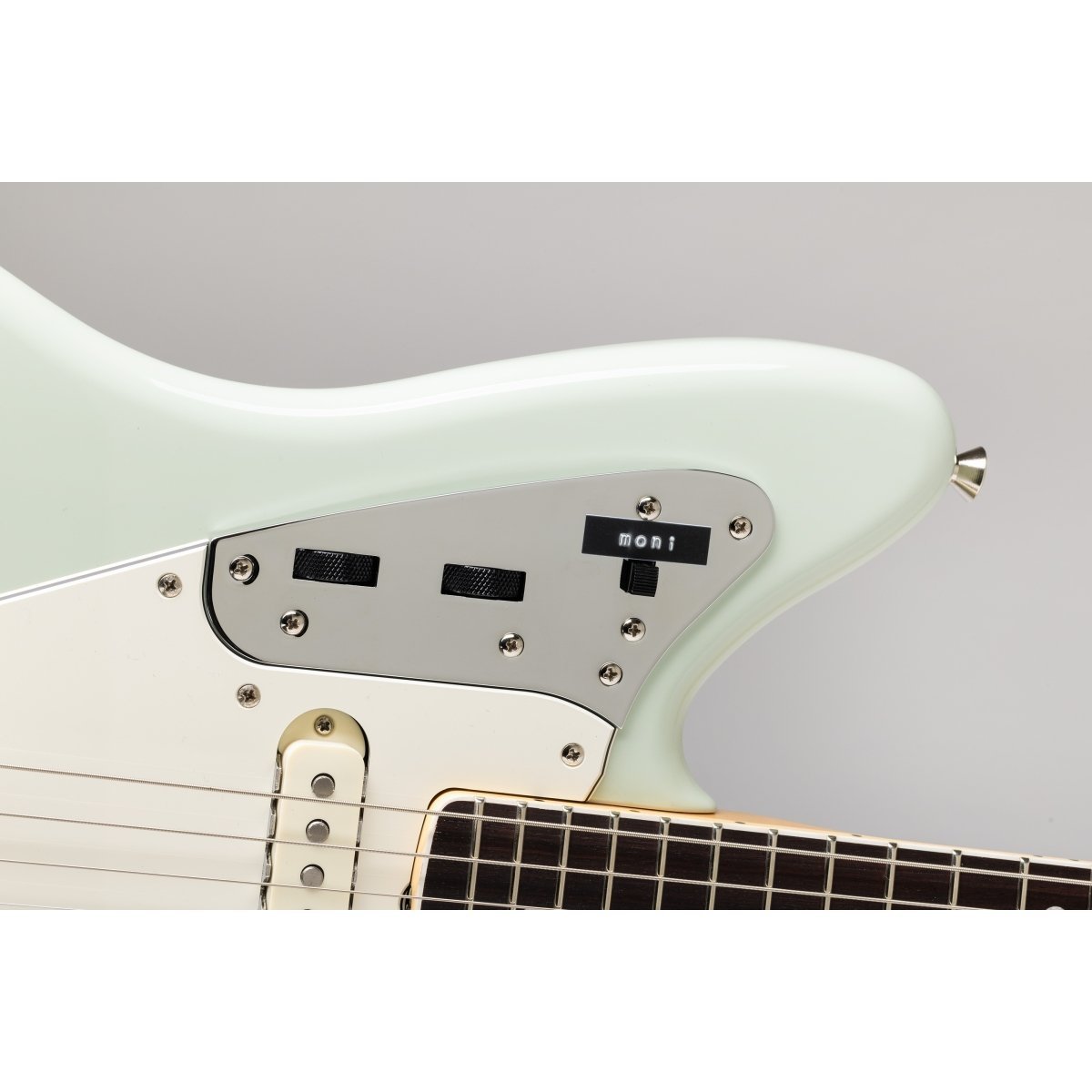 Fender Moeka Shiotsuka Jaguar moni Rosewood Fingerboard Aged Sonic