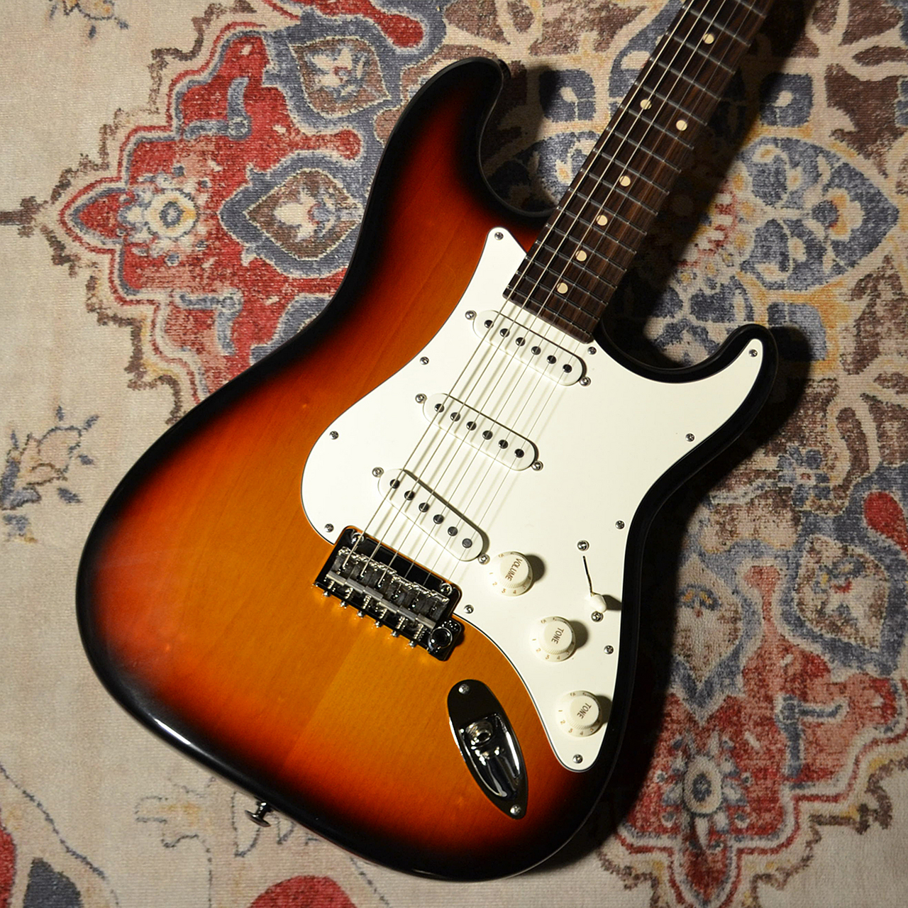Suhr Classic S Antique 3-Tone Sunburst 3S（新品/送料無料